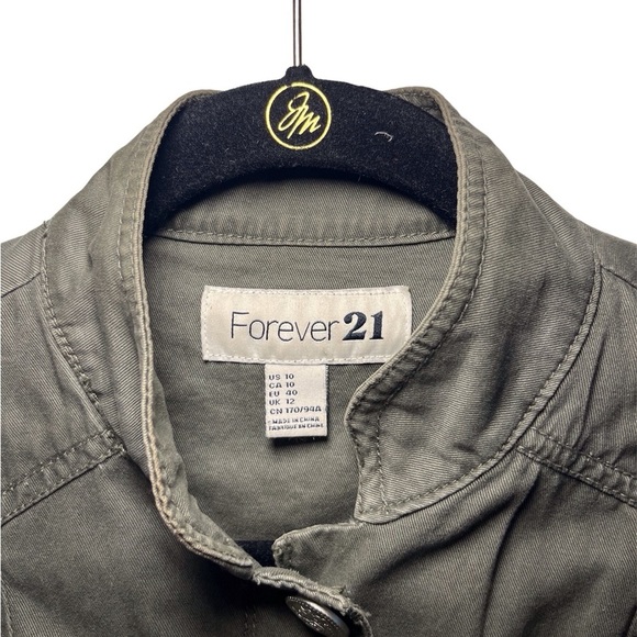 Forever 21 Women's Army Green Utility Jacket Size: 10 - Picture 2 of 8